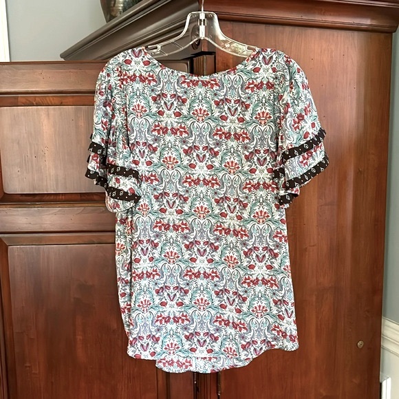 Loft Floral Double Flutter Sleeve Blouse - Picture 2 of 8